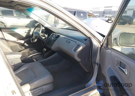 2001 Honda Accord 3.0 Ex from USA, damaged, VIN 1HGCG16511A004279